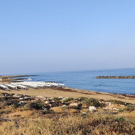 Lovely 1-Bedroom Unit @ Fabulous Location Paphos Exterior foto